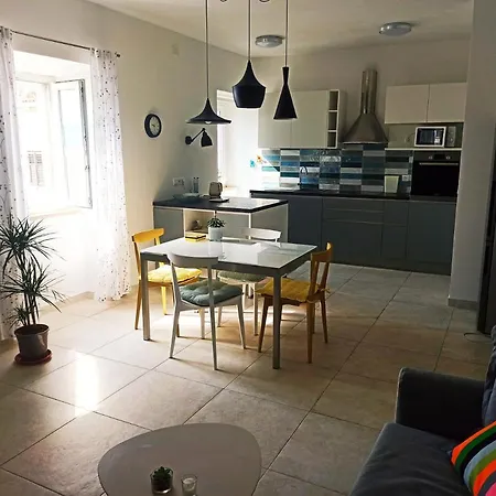 Punat 1 * Korcula Town